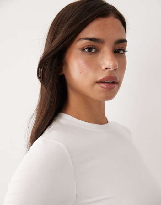 4505 – Vit, figurnära, vardaglig t-shirt i bomull med snabbtorkande finish, 4 av 4