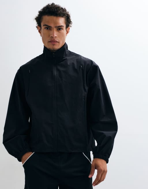 4505 water repellent funnel neck running blouson jacket with zip pockets in black, 2 of 5
