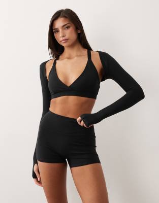 4505 - Weicher, langärmliger Bolero in Schwarz