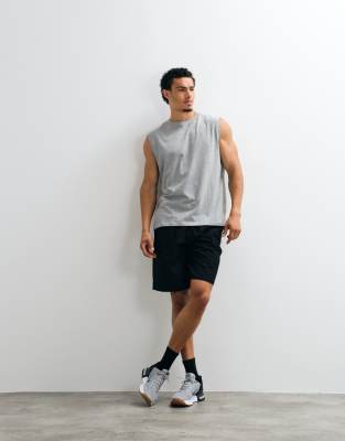 Minimal Athletic