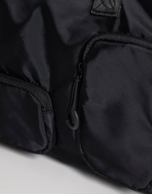 4505 woven gym holdall with utility pockets in black, 3 of 4