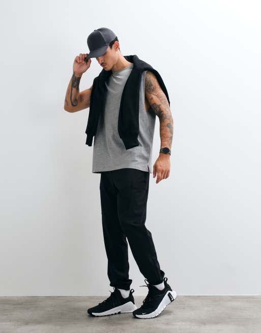 4505 woven quick dry track pants with cargo pockets in black, 5 of 5