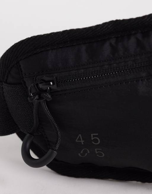 4505 woven running belt with phone holder and reflective detail in black, 3 of 4