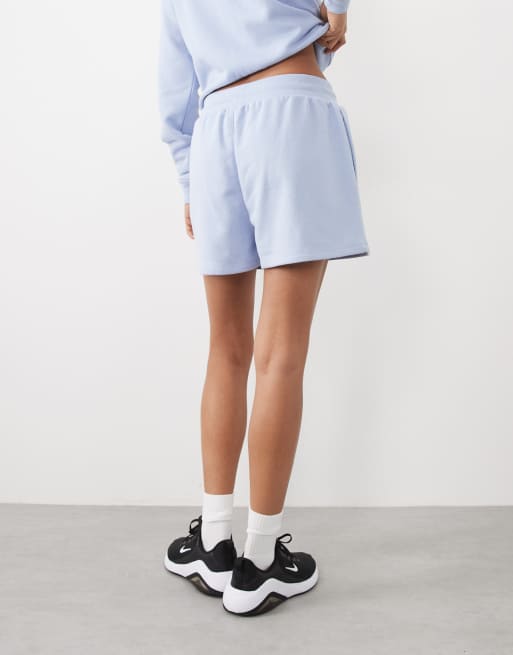 4505 Y2K lichte studio short met lage taille in lichtblauw, 5 van 5