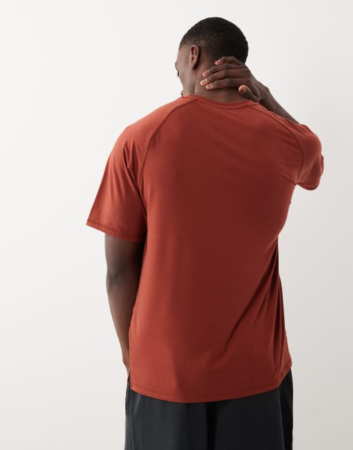 4505 Yoga performance jersey quick dry boxy oversized training T-shirt in rust, 3 of 5