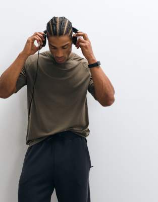 4505 Yoga Performance Jersey Quick Dry Boxy Training T-shirt In Green