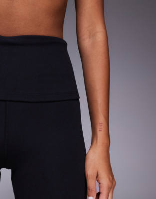 4505 Yoga Soft Touch Fold Over Waist 5 Inch Legging Shorts In Black