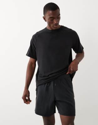 4505 Yoga Ultra Soft Modal Blend Training Shorts With Zipper Pockets In Black