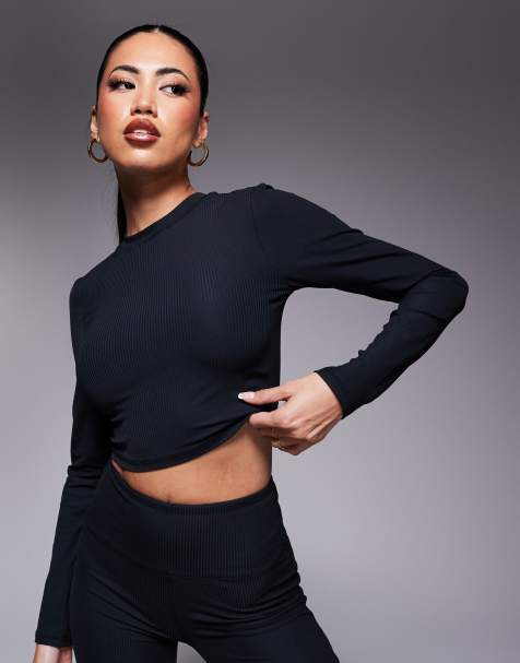 4505 - Zachte geribbelde crop top met lange mouwen in zwart - view 1