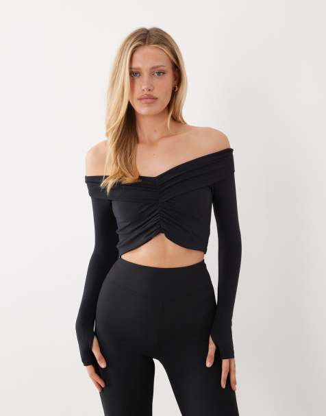 4505 - Zachte top met gerimpelde voorkant en lange mouwen in zwart - view 1