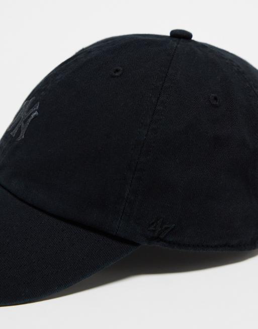 47 Brand – Clean Up NY Yankees – Kappe mit Mini-Logo in verwaschenem Schwarz, 4 von 4