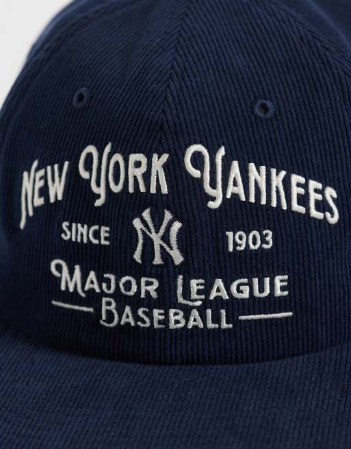 47 Brand - Gorra azul marino con logo de texto de los NY Yankees, 2 de 3