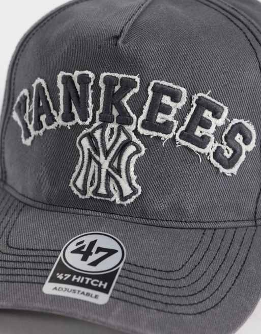 47 Brand - Gorra gris carbón con logo de los NY Yankees y cierre regulable, 3 de 3