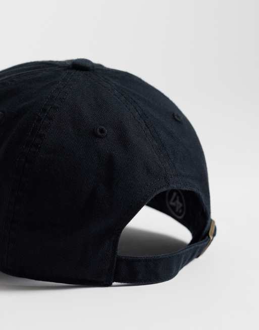 47 Brand keps med slogan och ikon för kvinnor i svart, 3 av 3