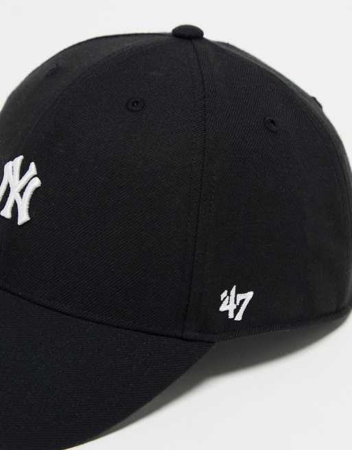 47 Brand – MLB NY Yankees – Kappe mit Mini-Logo in Schwarz | ASOS