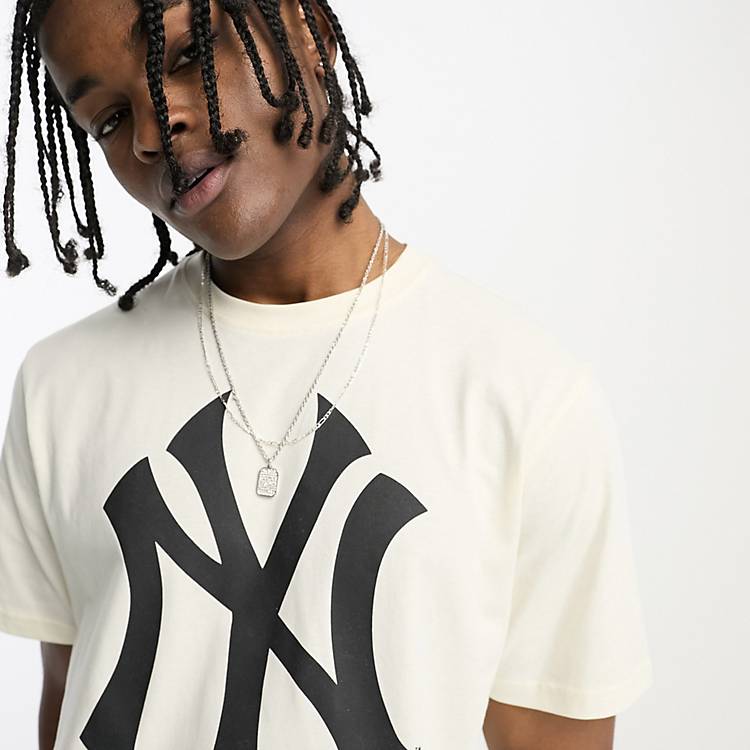 shirt in off white - 47 Brand MLB NY Yankees t - T-shirt Compressport  Training Tshirt Camo Neon 2020 vermelho escuro | HkgolferShops
