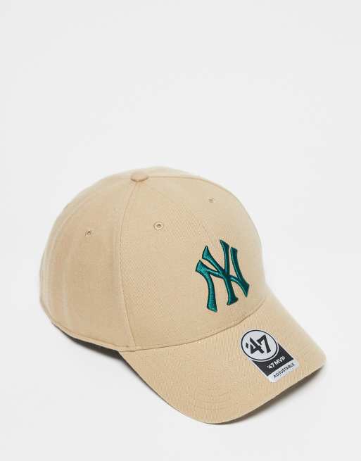 47 Brand – New York Yankees – Beżowa czapka z daszkiem i kontrastowym logo