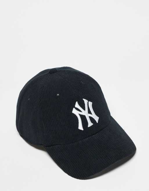 47 Brand New York Yankees Kappe aus Cord in Schwarz ASOS