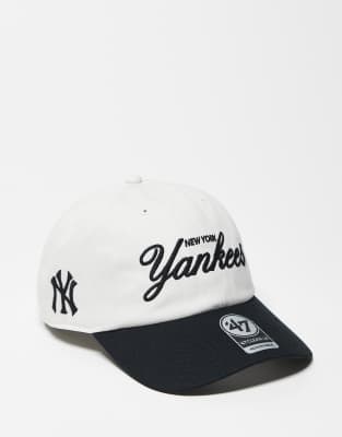 47 Brand 47 Brand NY Yankee script detail clean up cap with contrast peak in black multi