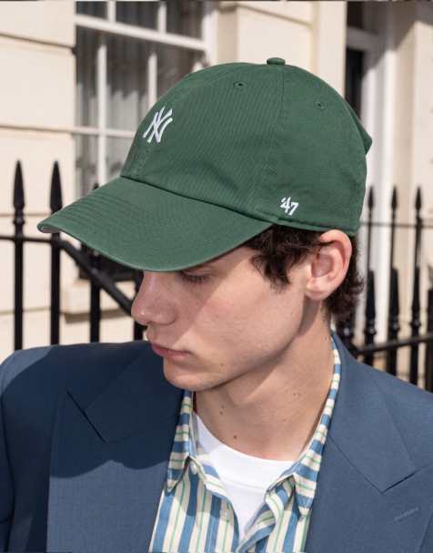 47 Brand NY Yankees base runner mini logo cap in dark green - view 1
