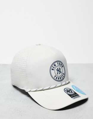 47 Brand 47 Brand NY Yankees baseball cap in off white with peak trim
