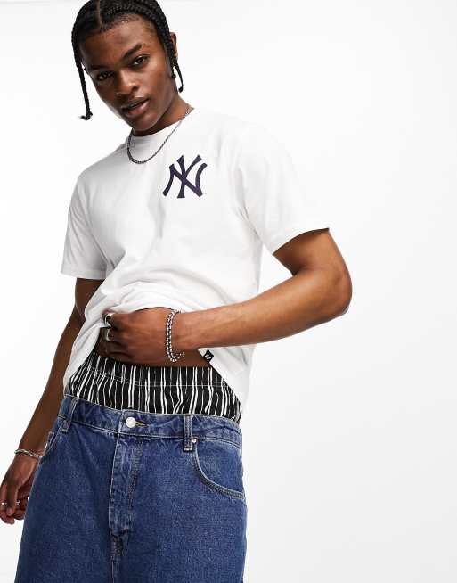 47 Brand – NY Yankees – Biały T-shirt z nadrukiem na piersi i plecach