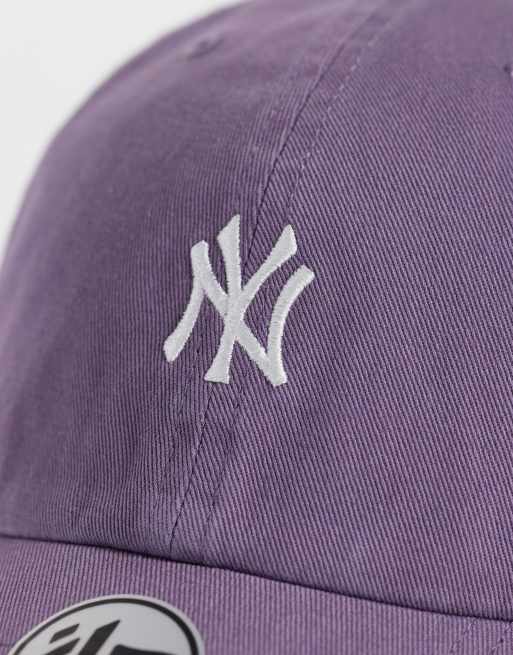 47 Brand - NY Yankees - Cappellino base runner da donna viola iris con logo piccolo, 2 di 3