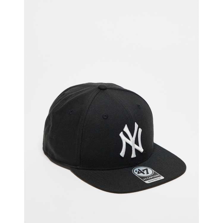 Cappellino New York Yankees Fitted - Tesa Piatta, Bianco Con Logo Nero, Poliestere