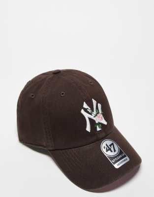 47 Brand 47 Brand NY Yankees embroidered clean up cap in brown