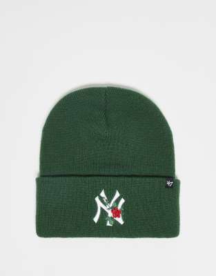 47 Brand NY Yankees floral embroidered knit beanie in khaki-Green