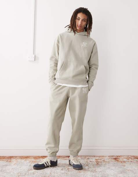 47 Brand NY Yankees logo tracksuit in grey - view 1