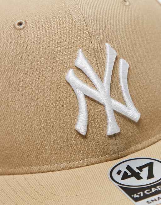 47 Brand NY Yankees straight peak fitted cap in beige ASOS