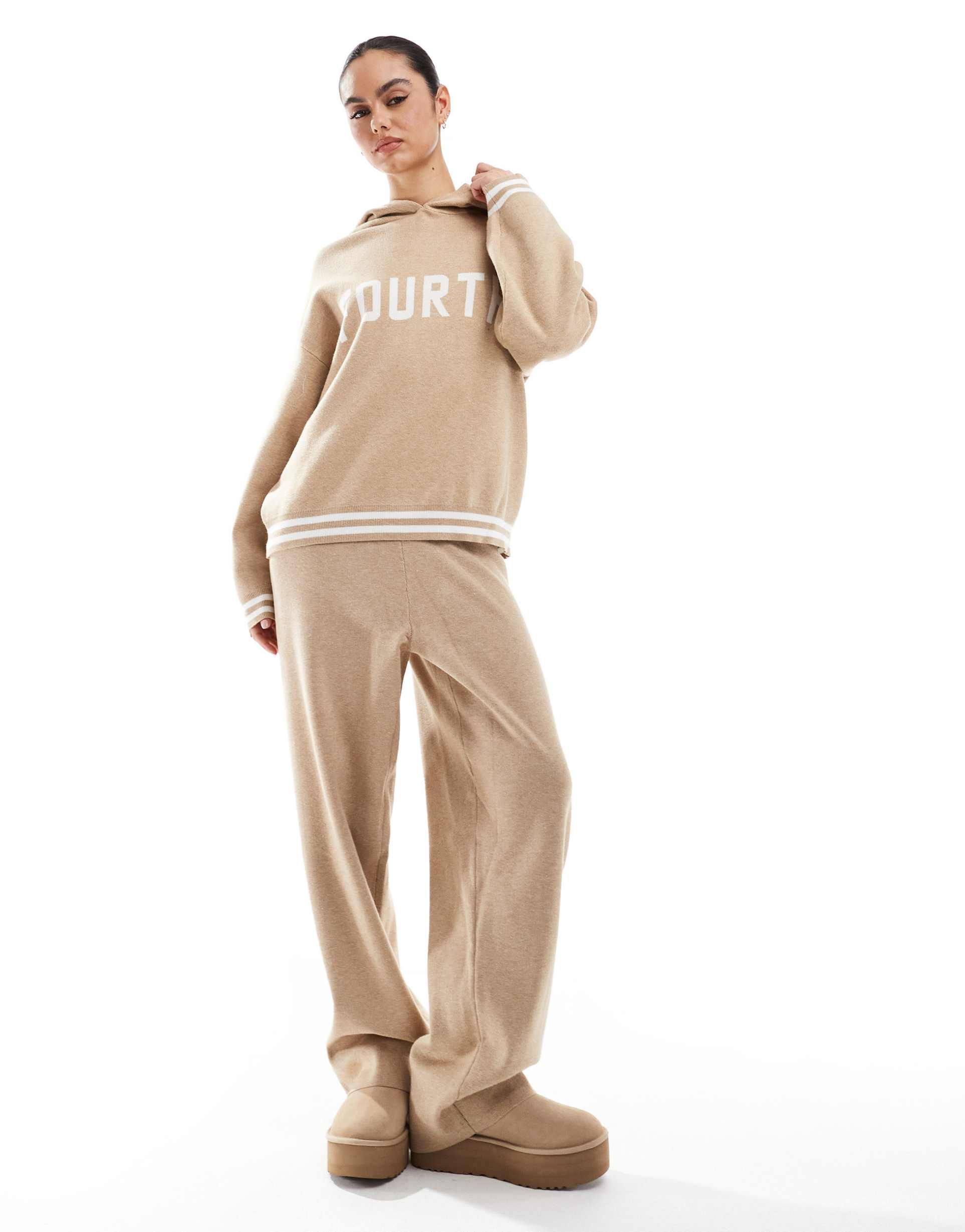 4th & reckless alexia jaquard knit sweatpants in beige