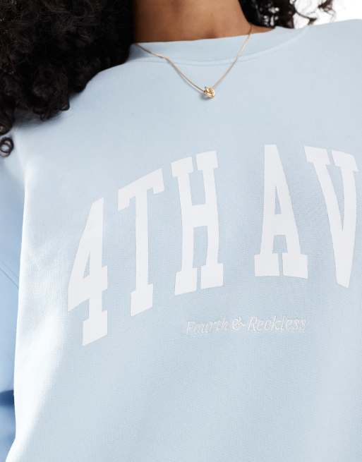 4th & Reckless – Avenue – Jasnoniebieska bawełniana bluza z grafiką z logo, 4 z 4