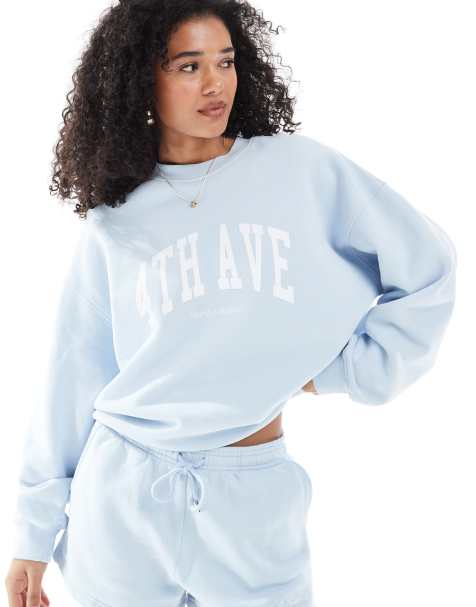 4th & Reckless - Avenue - Lyseblå sweatshirt i bomuld med logografik - view 1