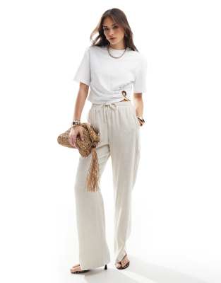 4th & Reckless Beaded Ring Detail Cropped T-shirt In White