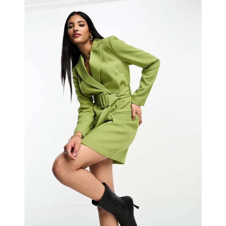204669781-1-olive?$n_750w$&wid
