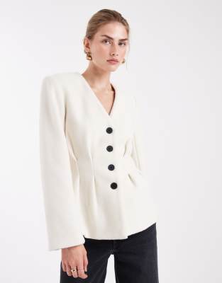 4th & Reckless - Blazer in cremeweißer Wolloptik mit strukturierten Schulterpolstern und tailliertem Design