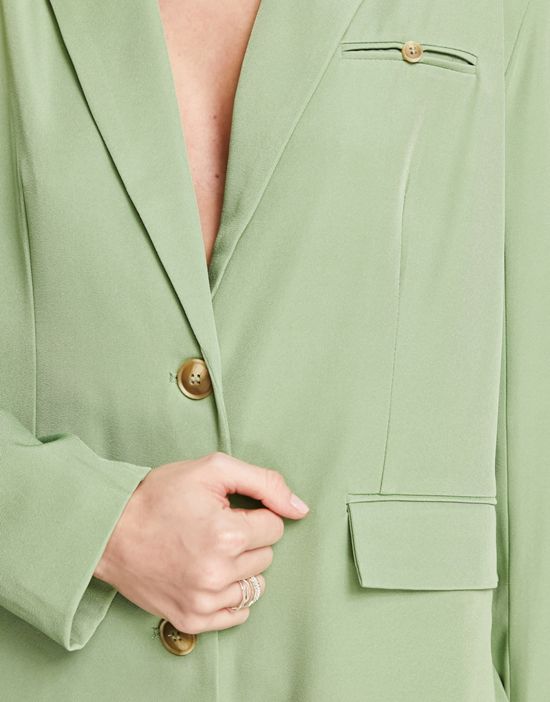 https://images.asos-media.com/products/4th-reckless-blazer-in-green-part-of-a-set/201460572-3?$n_550w$&wid=550&fit=constrain