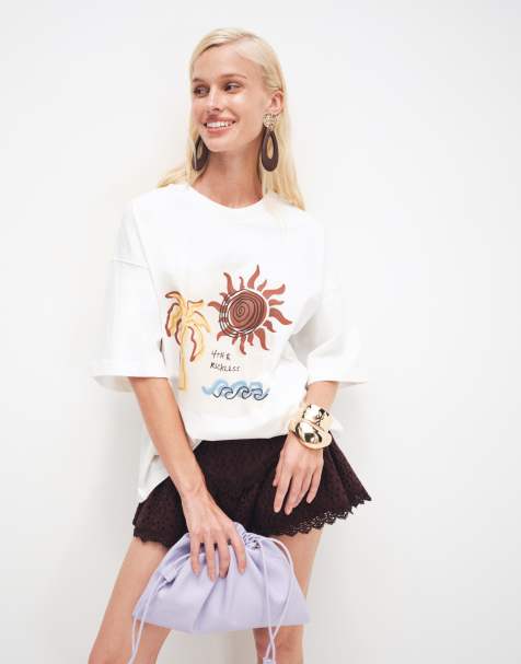 4th & Reckless bomullsrik oversized t-shirt med somrig solgrafik i offwhite - view 1
