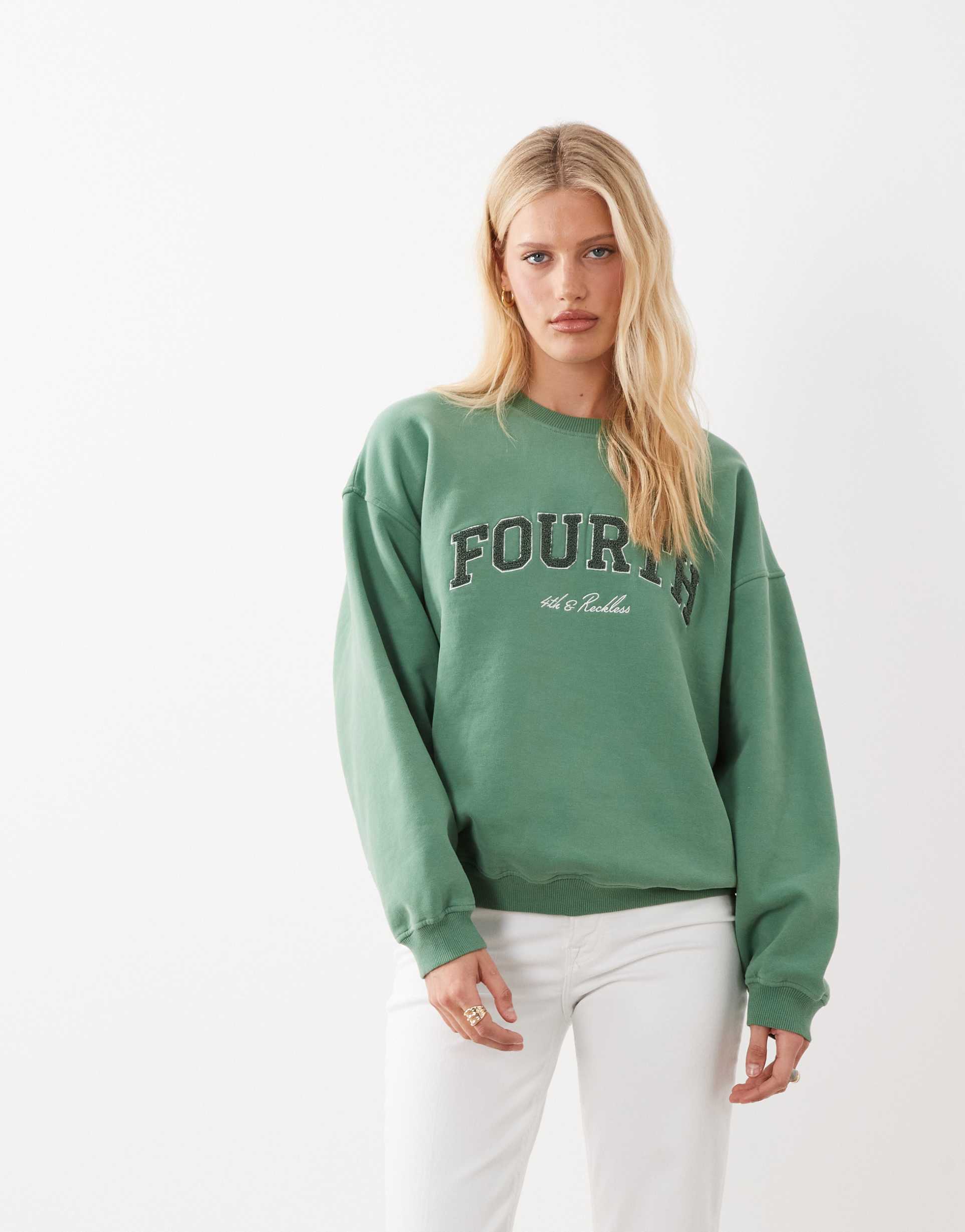 4th & reckless borg logo sweatshirt in washed green