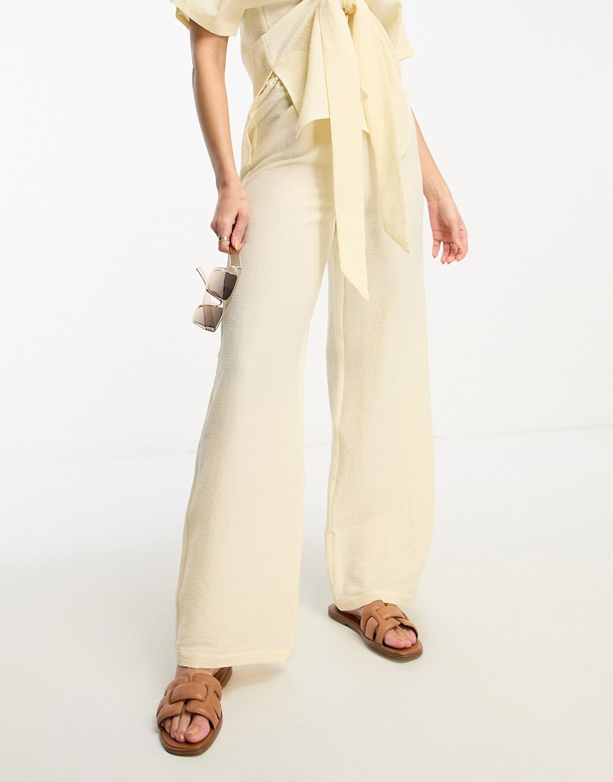 4th & Reckless breeze beach slouchy beach trouser co-ord in cream crinkle-White