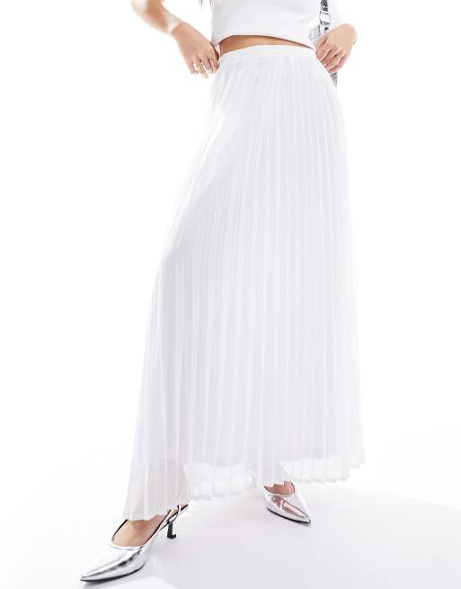 Pleated long flowy skirt best sale