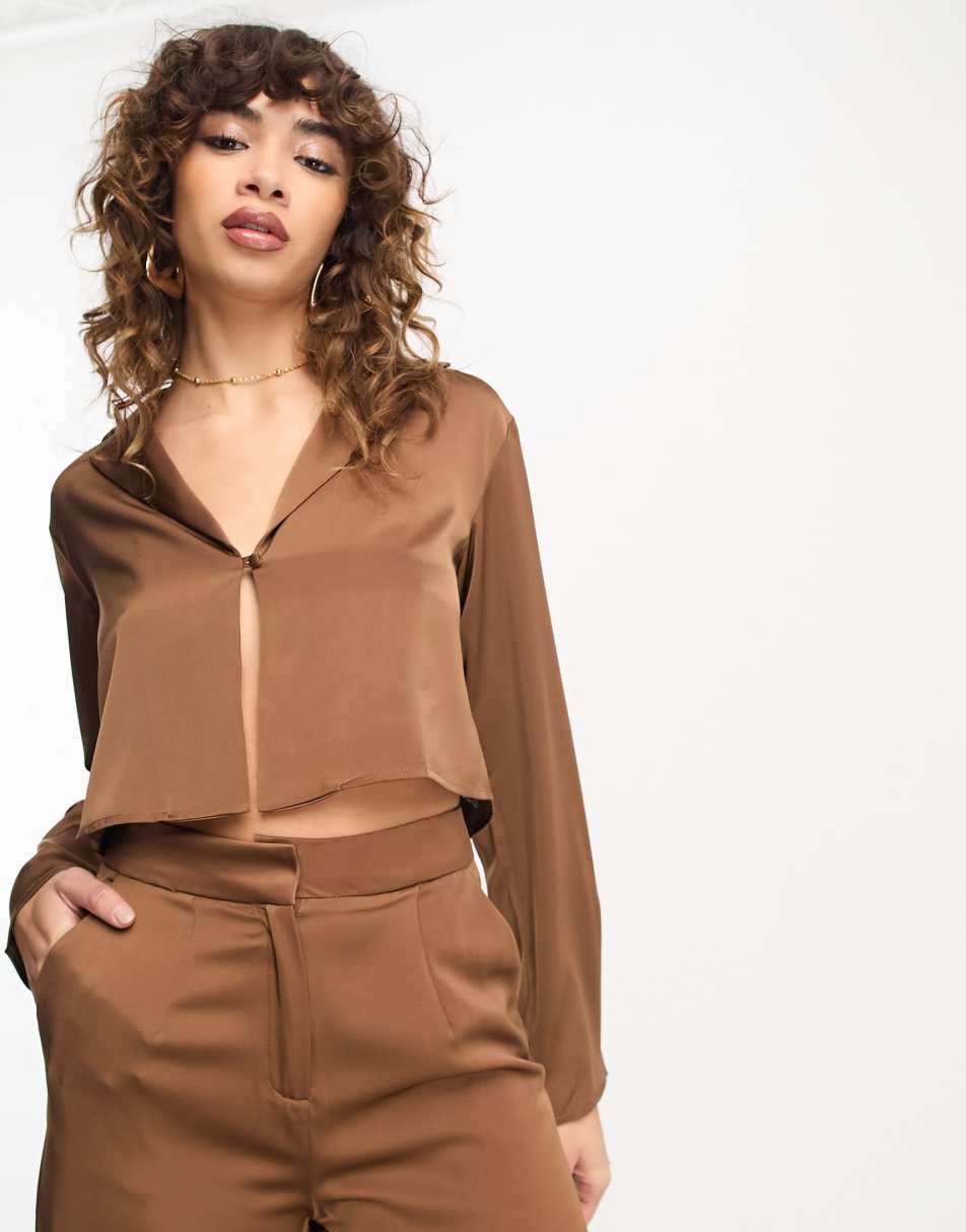 4th & Reckless clasp detail satin shirt co-ord in brown