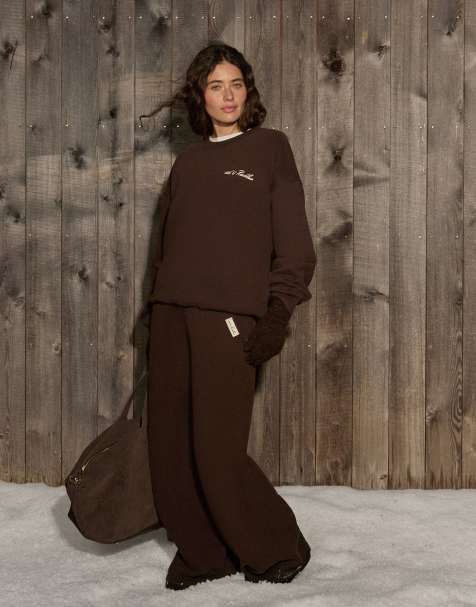 4th & Reckless - Co-ord set van katoenrijk sweatshirt met geborduurd logo en joggingbroek met wijde pijpen in chocoladebruin - view 1