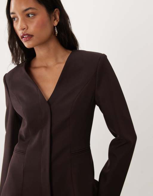 4th & Reckless collarless flare sleeve structured fitted waist blazer in eggplant - part of a set, 3 of 4