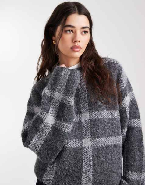 4th & Reckless contains wool crew neck oversized jumper in grey check - view 1