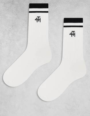 4th & Reckless Contrast Logo 2 Pack Crew Socks In White