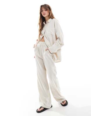 4th + Reckless - Coordinato beige con camicia oversize con bottoni e pantaloni con fondo ampio allacciati in vita - view 1
