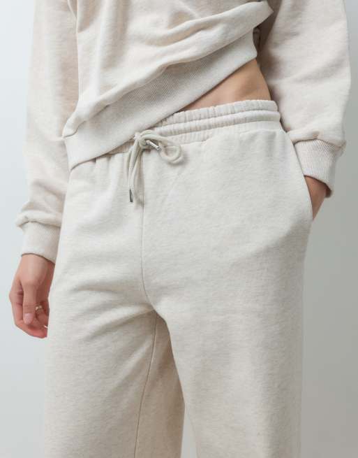 4th & Reckless cotton fleeceback balloon leg jogger co-ord in oat, 2 of 5